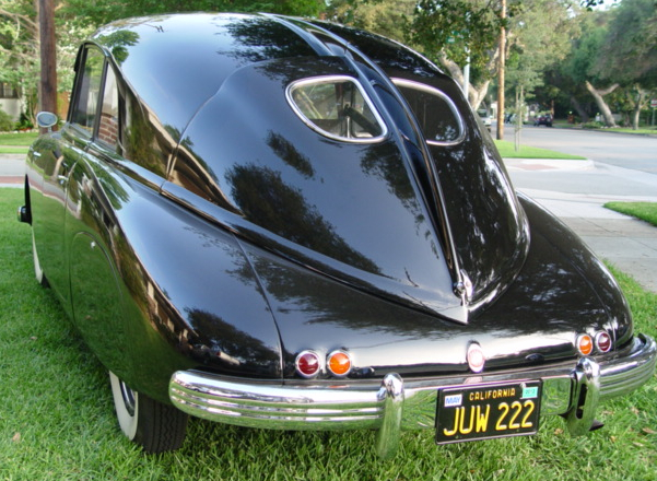 TatraBack The Tatra's dorsal fin is designed to channel air into the car's engine compartment.