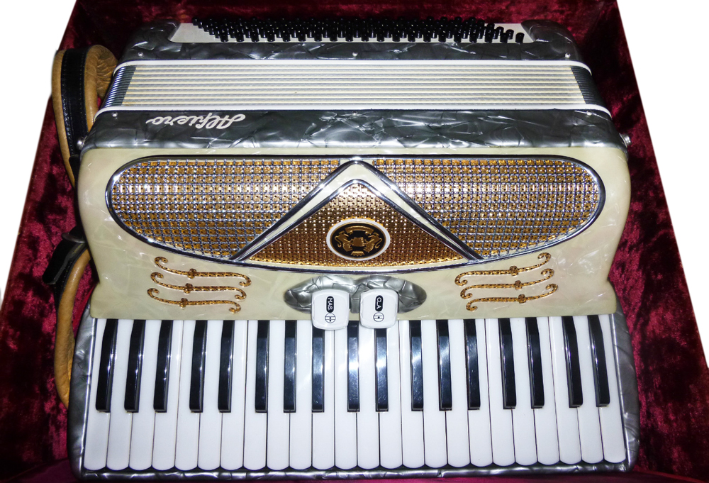 This Alfiero accordion was purchased at an estate sale of a woman who passed away. The seller says, "I swear the thing is haunted. Gives me goosebumps."