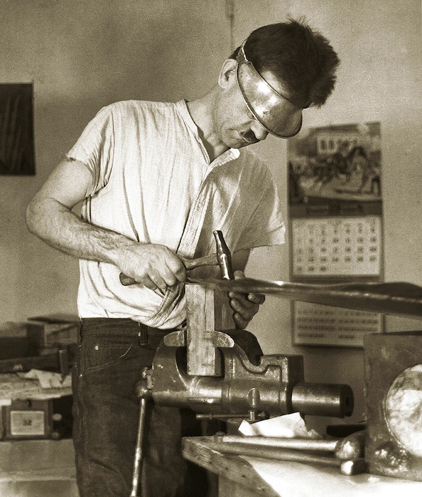 HarrysDixoninWorkshop1929.jpg