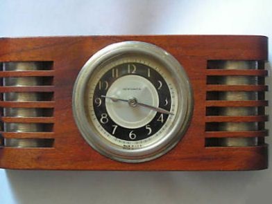 New Haven "Geometric Series" Shelf Clock - Clocks