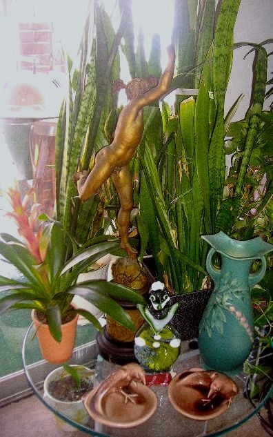 Mercury In The Jungle - Art Pottery