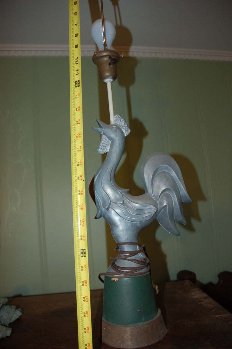 Rooster Table Lamp and Bed