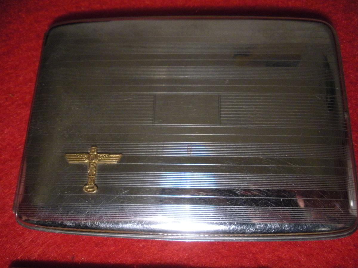 Boeing Aircraft cigarette case GOLD TOTEM (1930s) LOGO, Chrome Case - Advertising