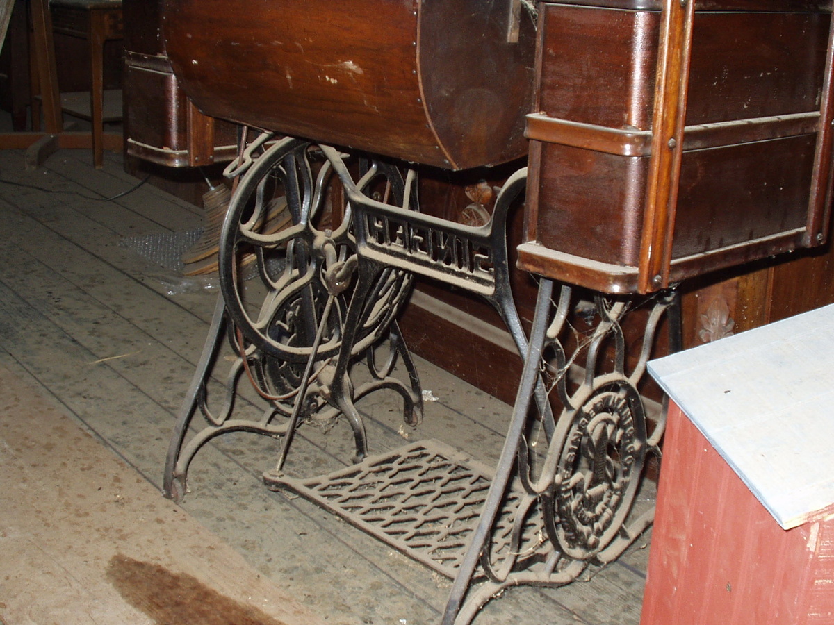 singer sewing machine 
