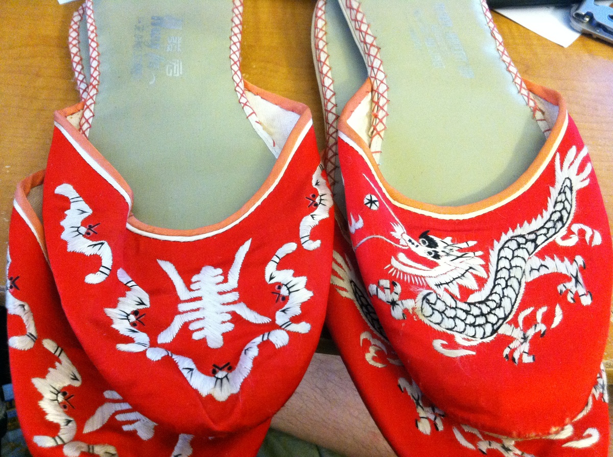 Oriental Slippers - Asian