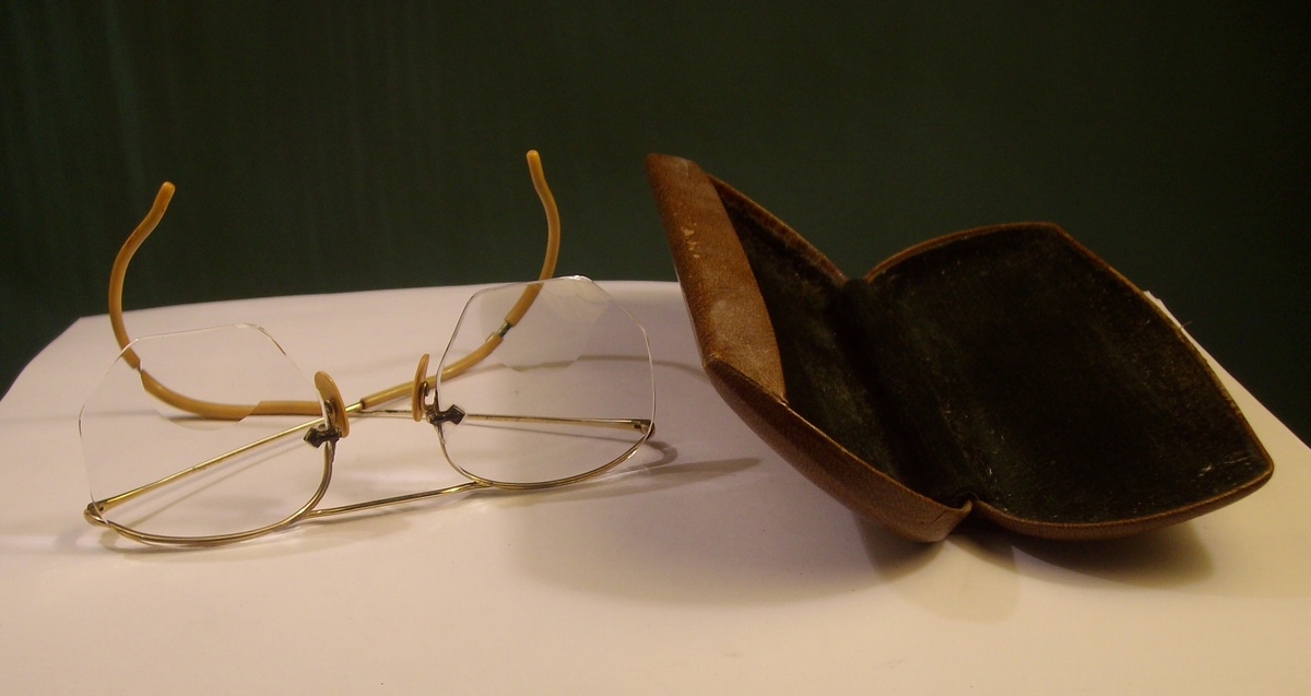 Grandaddys Spectacles in Gold
