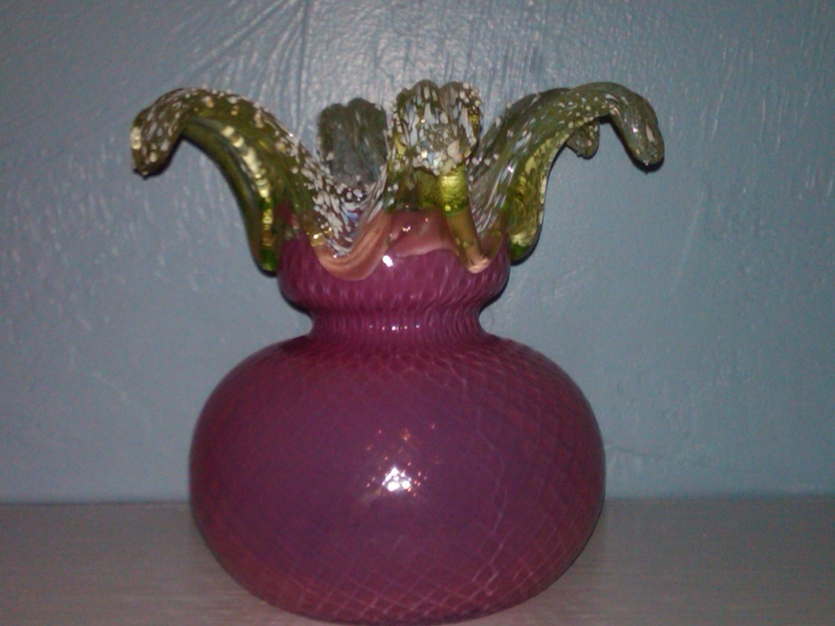 Unknown Glass Vase - Art Glass