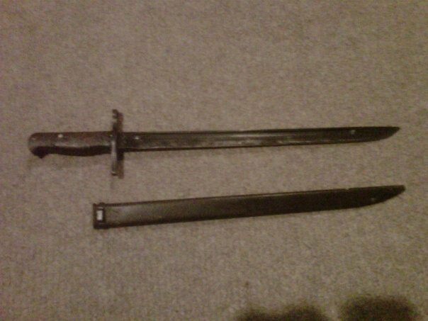 Japanese World War 2 bayonet - Military and Wartime