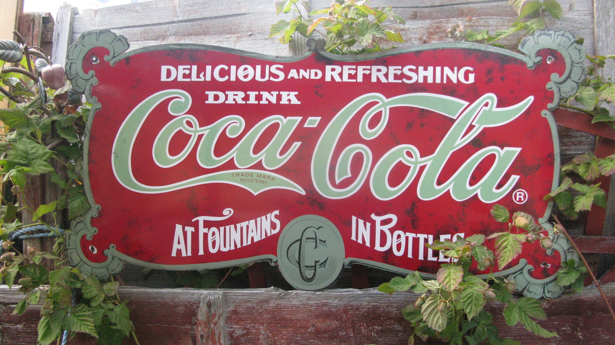 coca cola sign any information for this one please