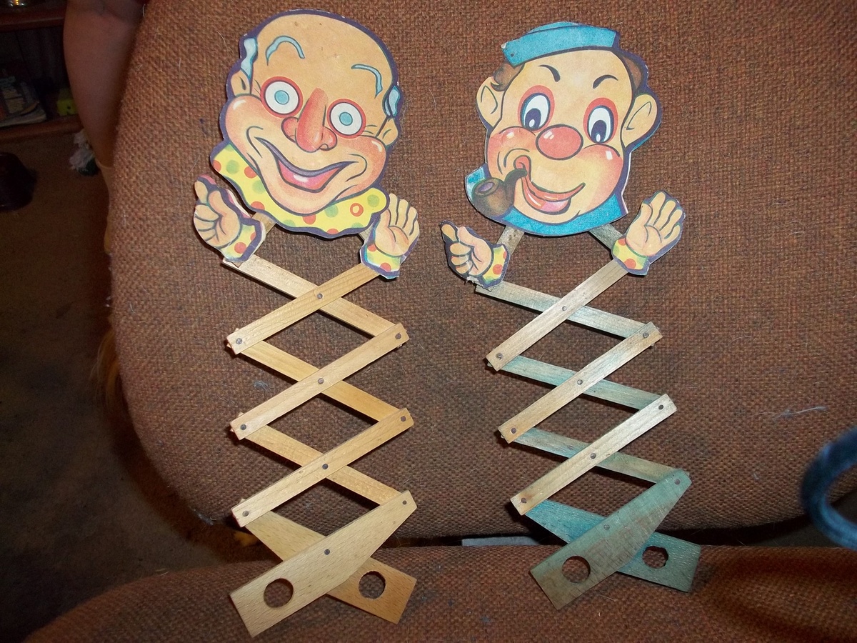 SCISSORS TOYS - Dolls