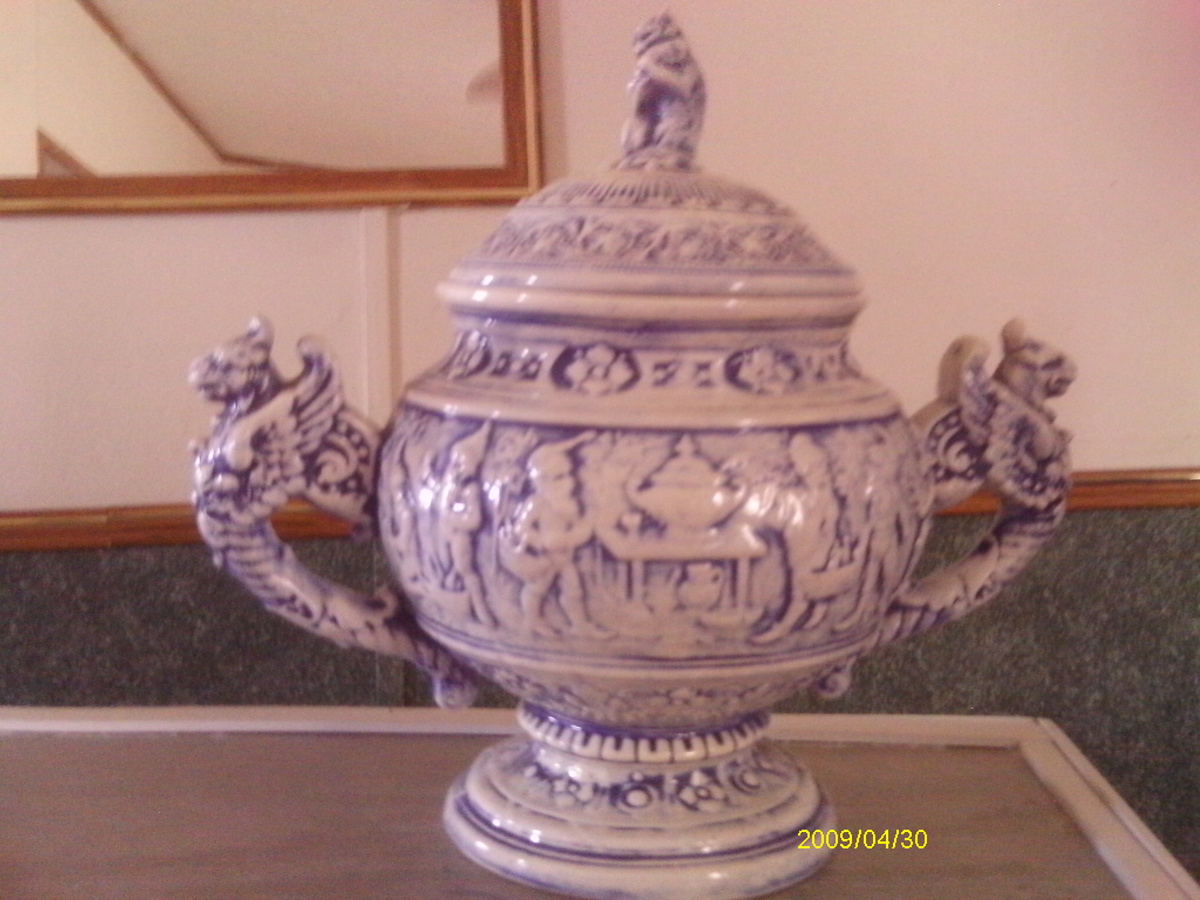 18th century europa vase - Art Pottery