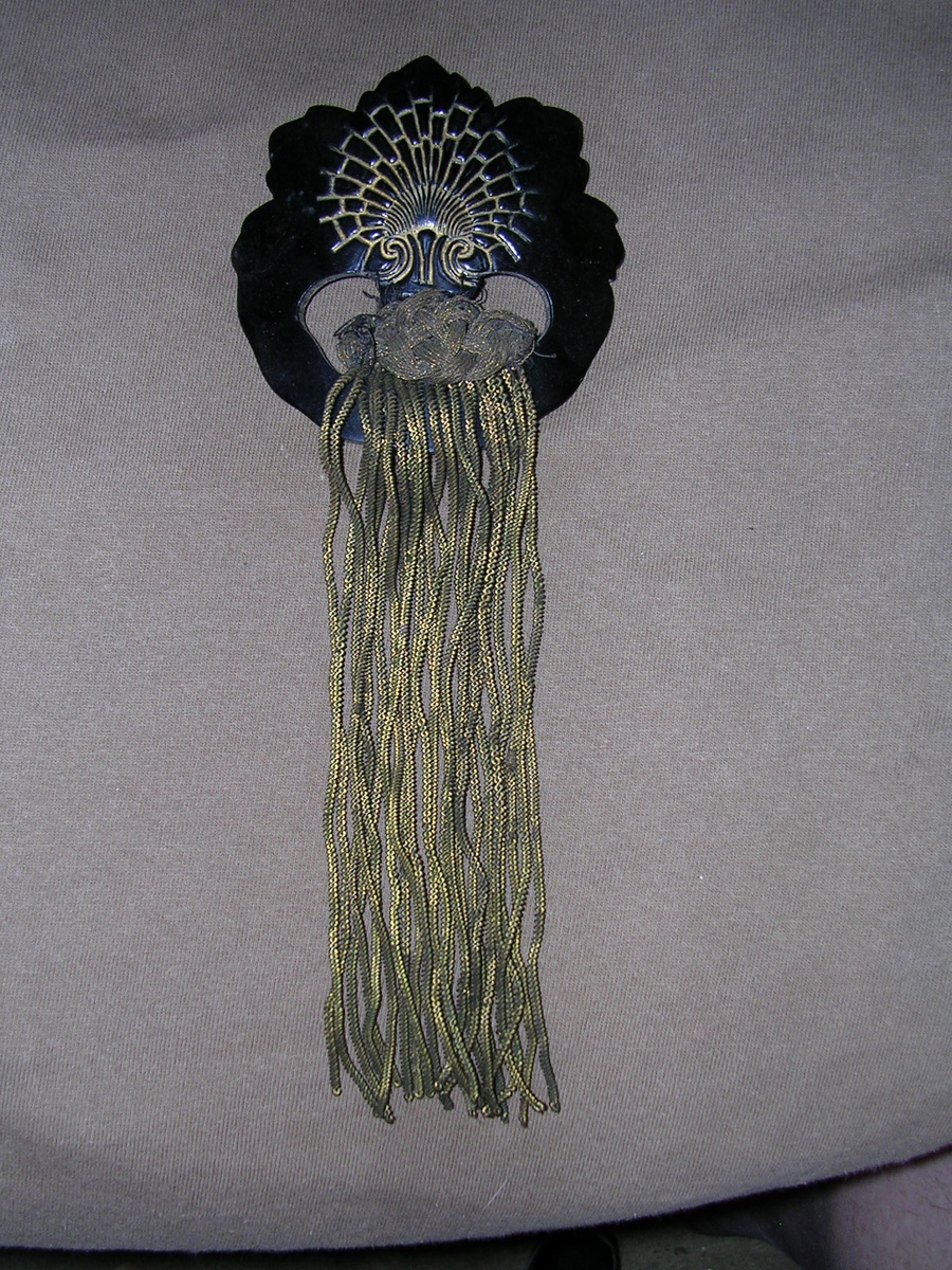 Vintage Carved Bakelite Hair piece with multiple gold braids