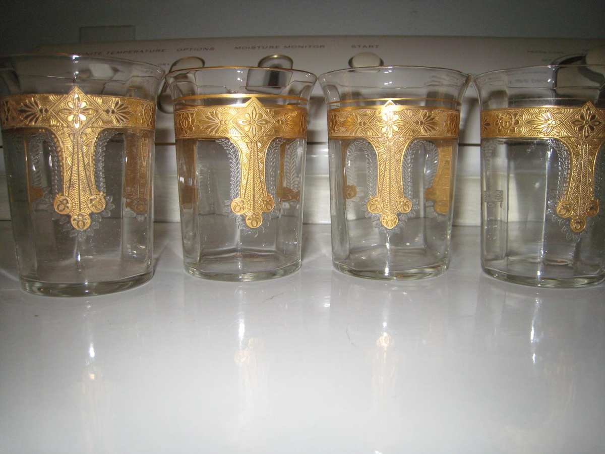 4 vintage etched gold overlay glasses - Glassware