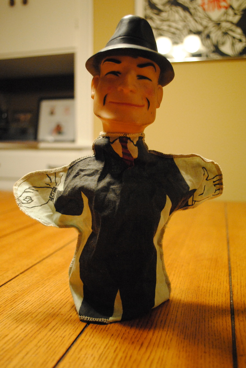 1961 Dick Tracy hand puppet by Ideal
