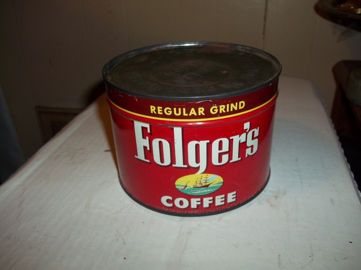 1952 FOLGERS COFFEE CAN - Kitchen