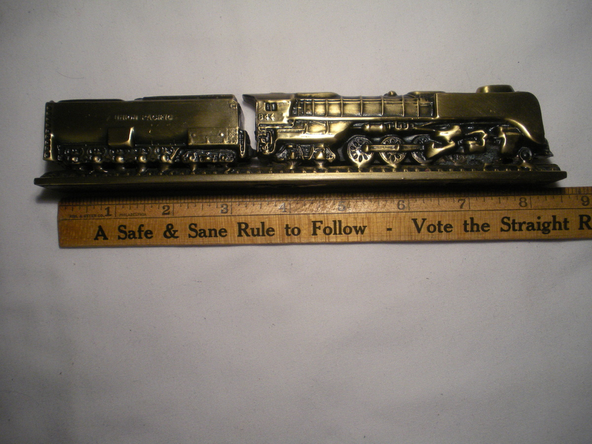 UNION PACIFIC RAILROAD Metal Paper Weight ... 8 and 3/4 inches long.  - Railroadiana