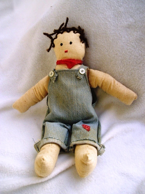 Need help identifying doll - Dolls