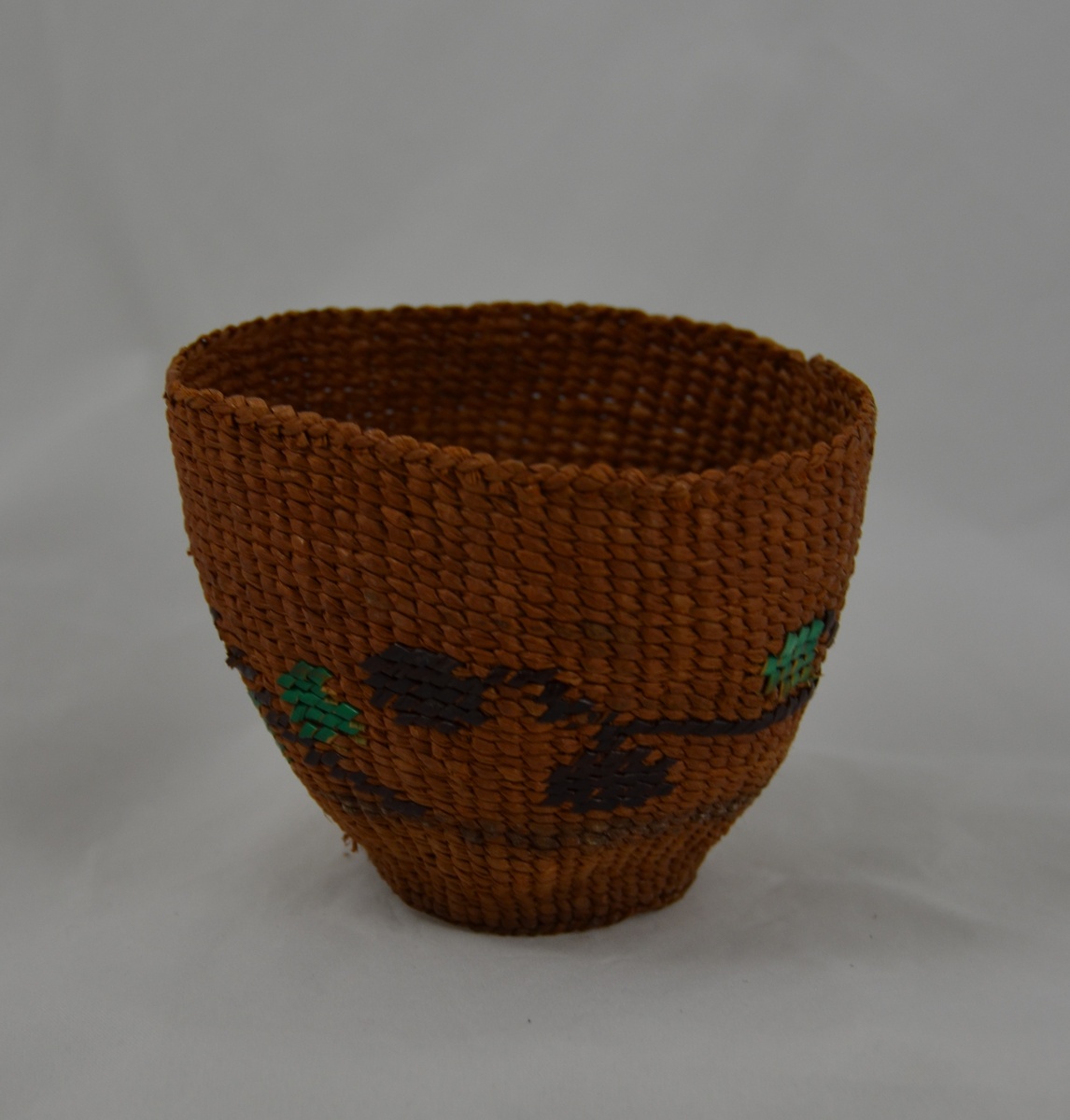Very Small Native Basket with Color