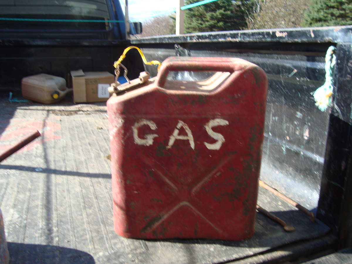 gerry can - Petroliana