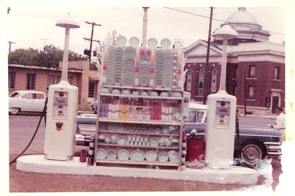Premiums or Giveaways display for DIRECT OIL CO.