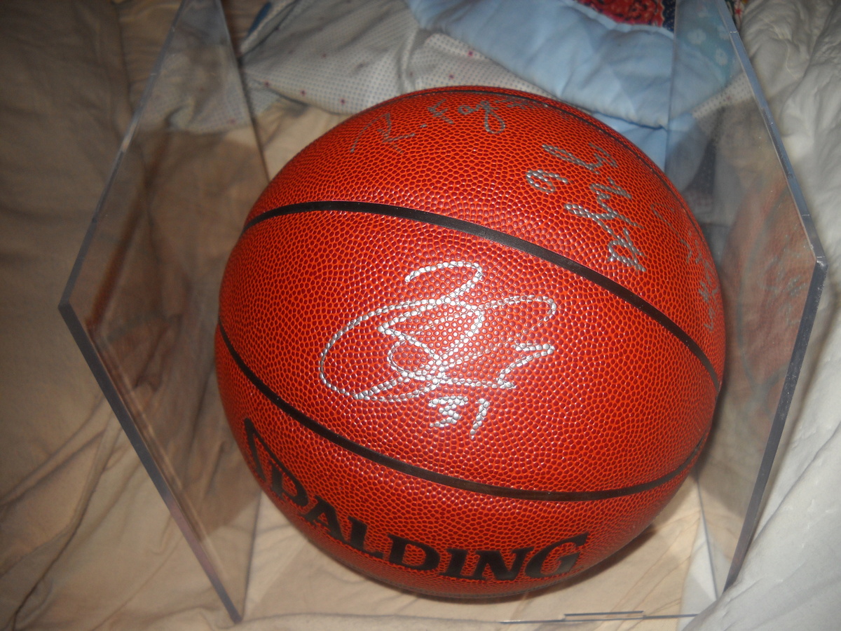 Minnesota Timberwolves signed basketball - Basketball