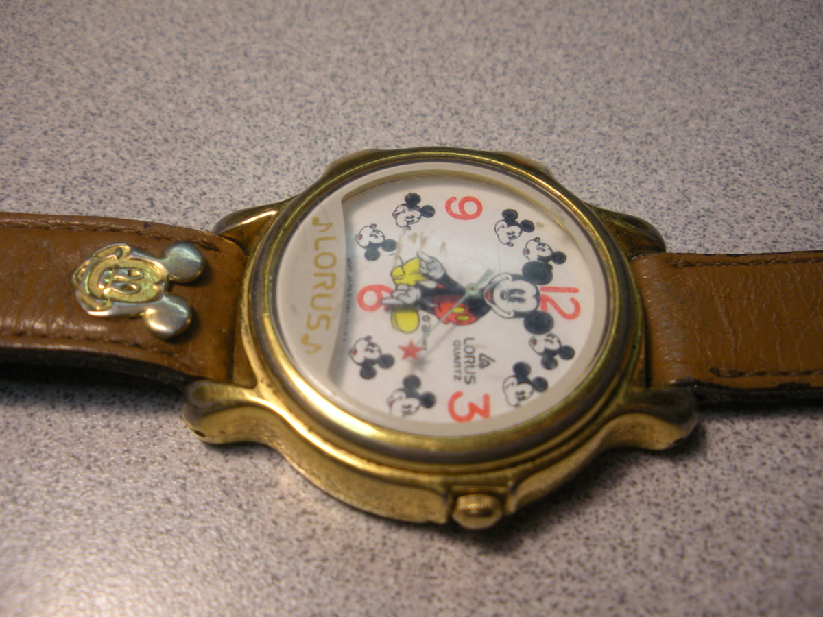 Latest Mickey Watch LORUS - For Kerry - Wristwatches