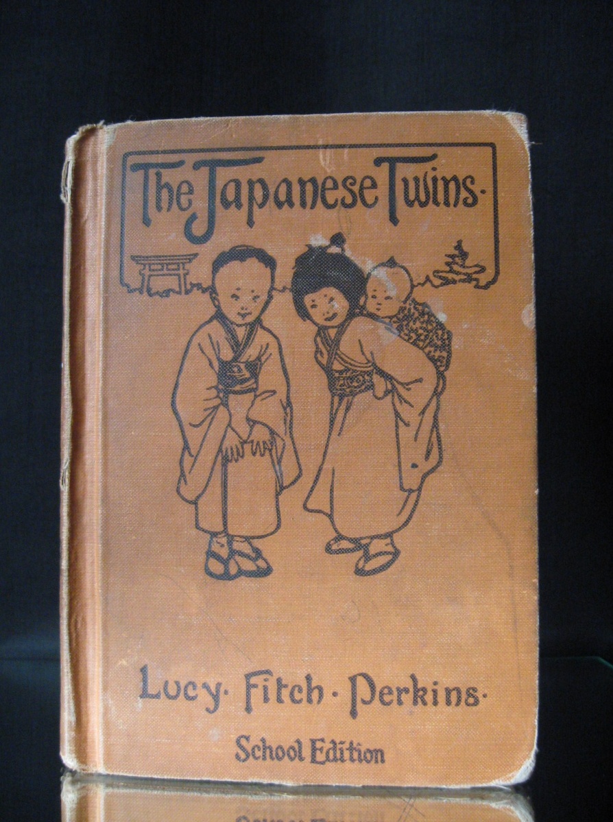 THE JAPANESE TWINS SCHOOL EDITION COPYRIGHT DATE 1912  1ST SCHOOL EDITION - Books