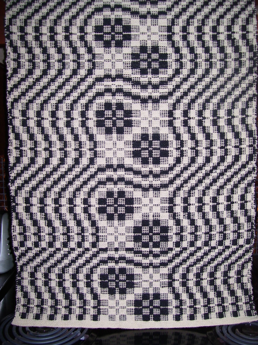 EXAMPLE OF COLONIAL PATTERN WEAVING