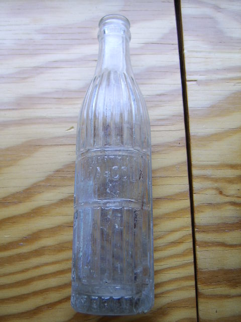 UNKNOWN AGE ?  COCA-COLA BOTTLE - STRAIGHT SIDED