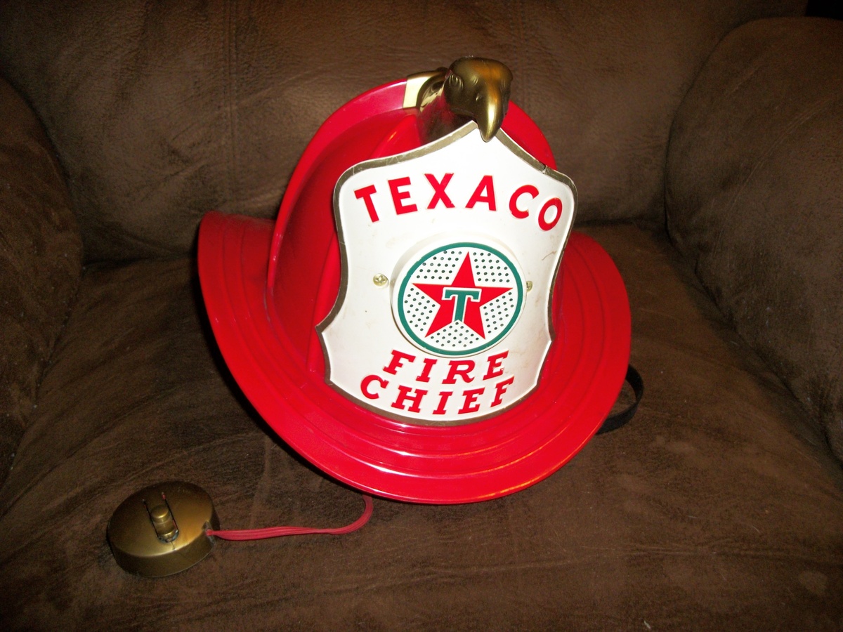 Texaco Fire Chief Helmet