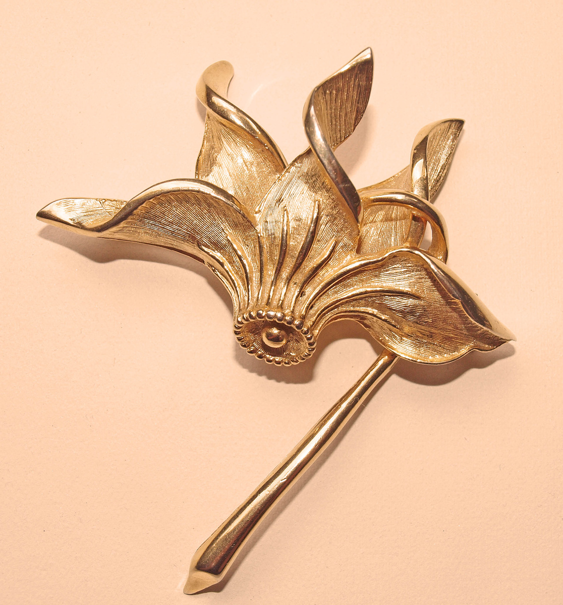 Marcel Boucher Goldtone Cyclamen Pin 