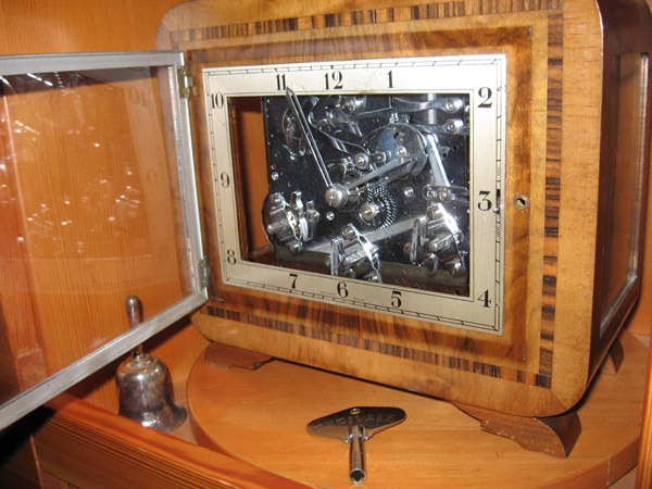 Perivale 'Chrome' Clock 1930's