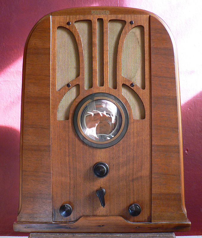 my Philco 37-660