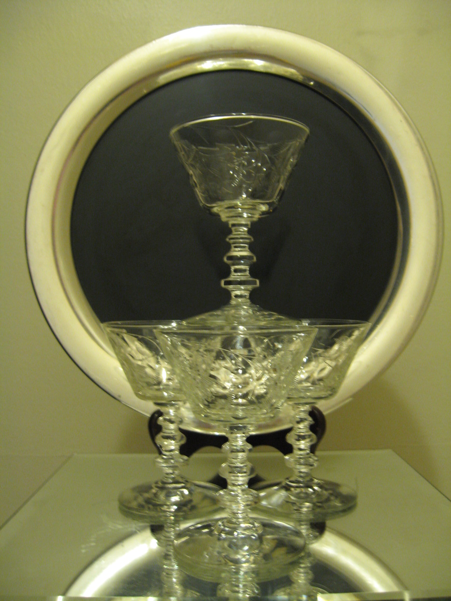 C.1920S-1950S GLASSES (SET OF 4) WHO MADE THESE? - Art Deco