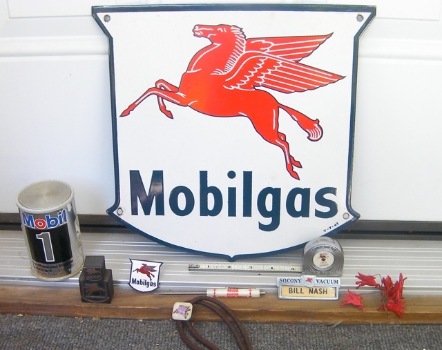 Mobil collectibles