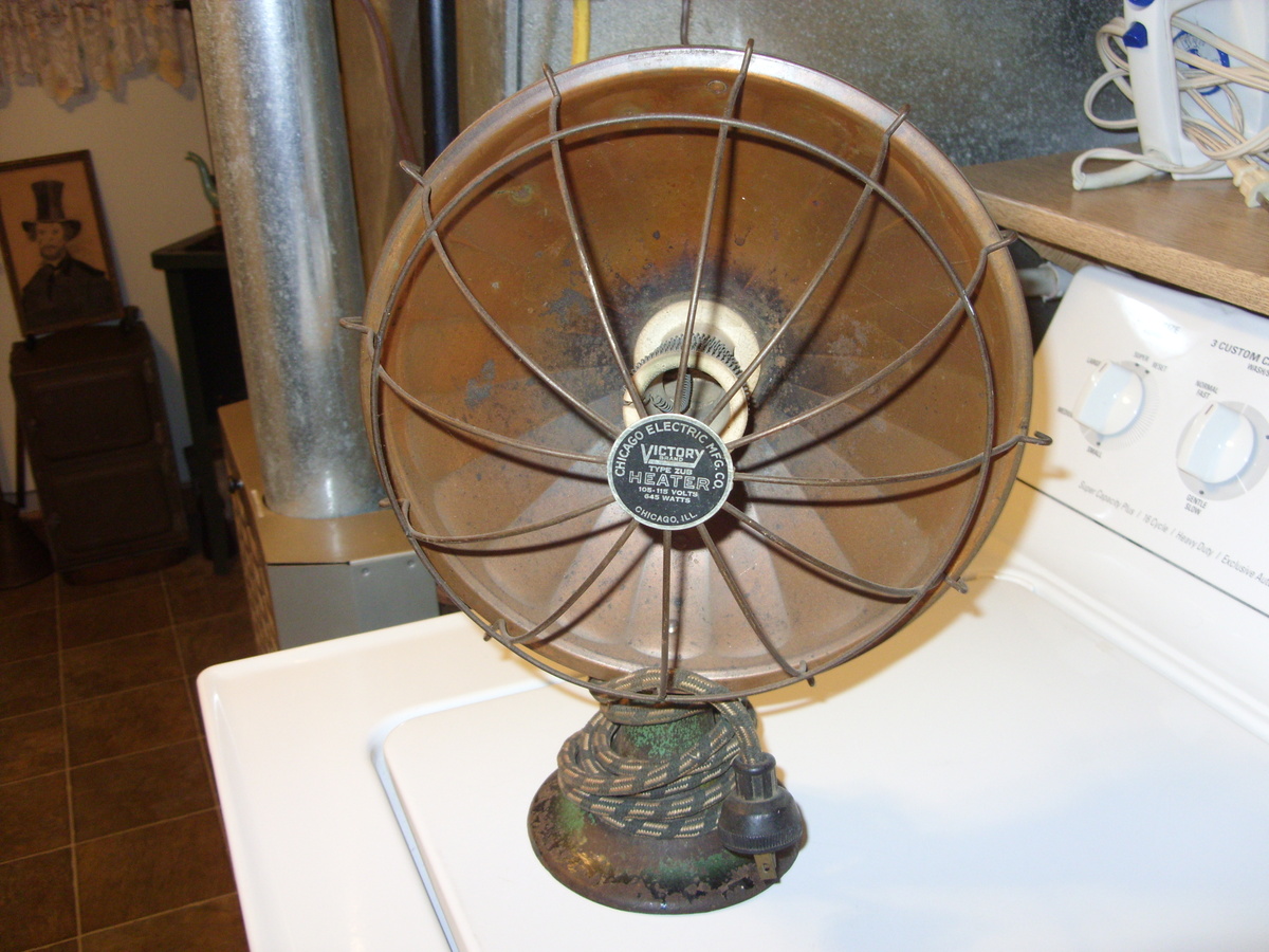 EARLY VICTORY ELECTRIC HEATER