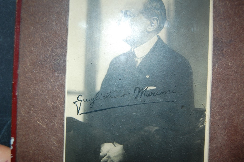 Guglielmo Marconi signed Photos 