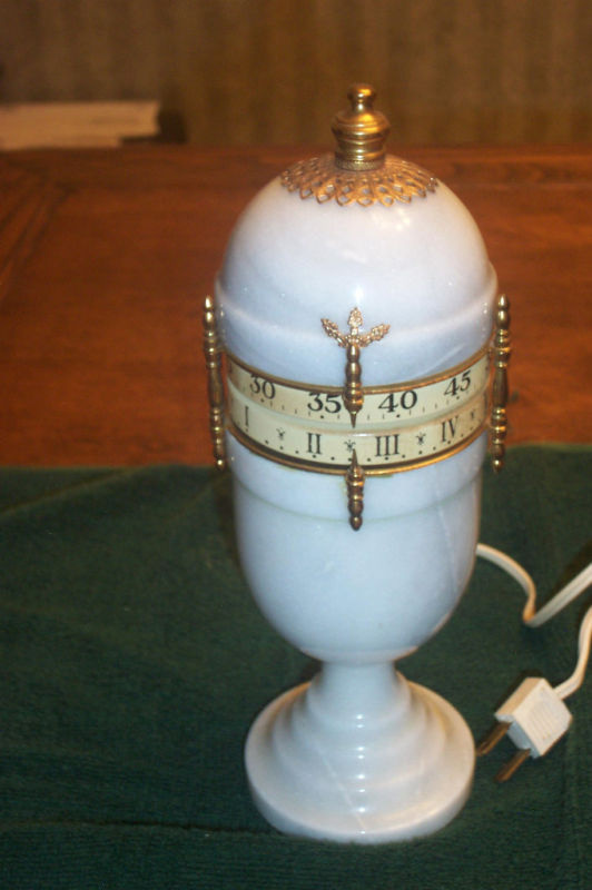 Hensen Electric Art Deco Bullet/Egg Clock 1928-40