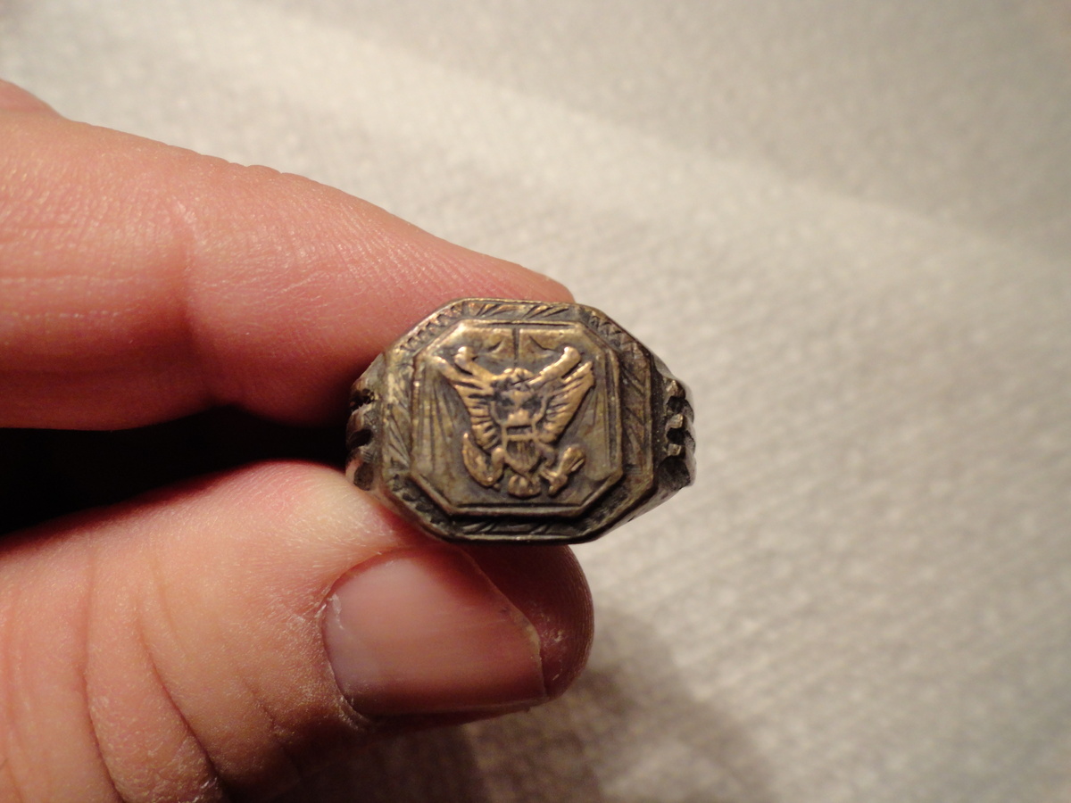 Gold and Silver -- OLDER-- United States Army Ring
