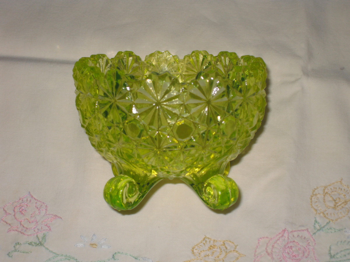 Daisy and Button Pattern Dish/Vaseline Glass by Anchor Hocking - Glassware