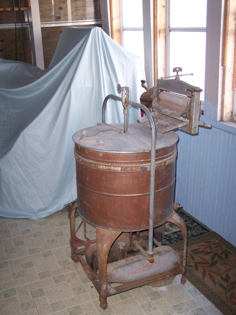 Daylight wash tub - Kitchen