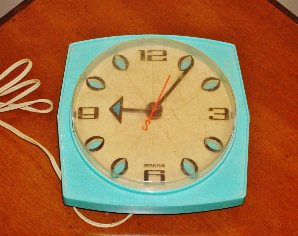 Spartus Wall Clock - Clocks
