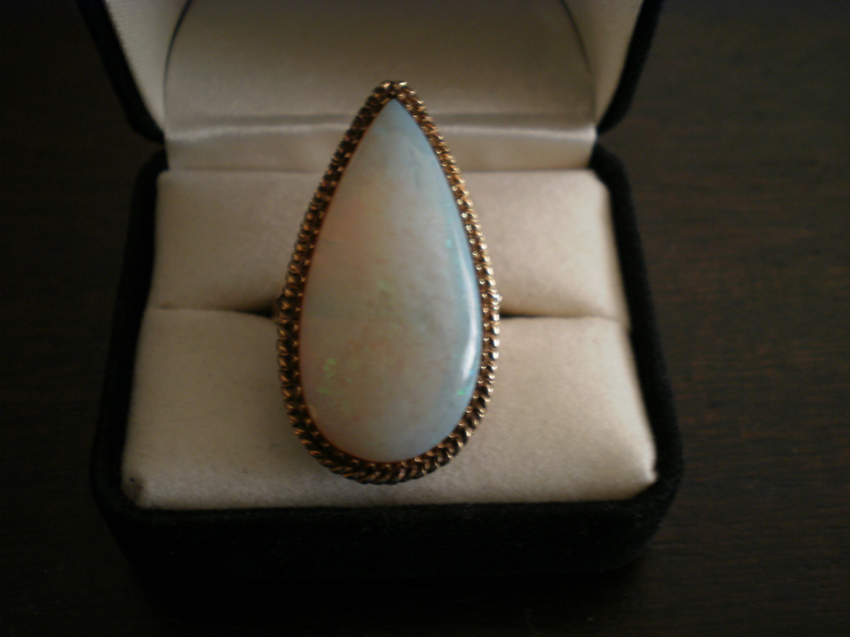 Opal ring...  - Fine Jewelry