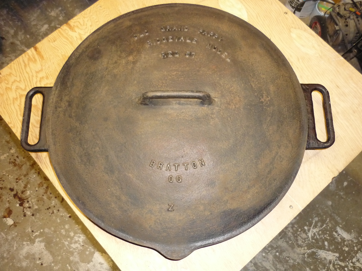 mystery  antique skillet and lid