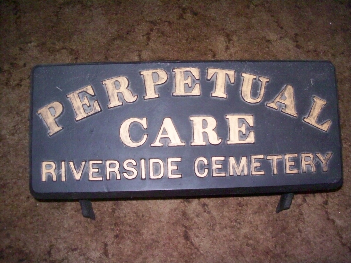 Cemetery sign. - Signs