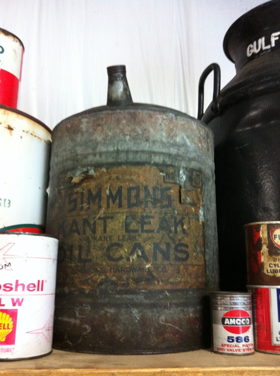 Oil cans from way back when. - Petroliana