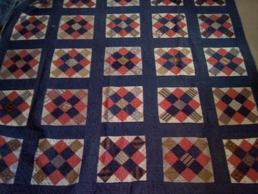 Does anyone Know the Age of this Quilt?