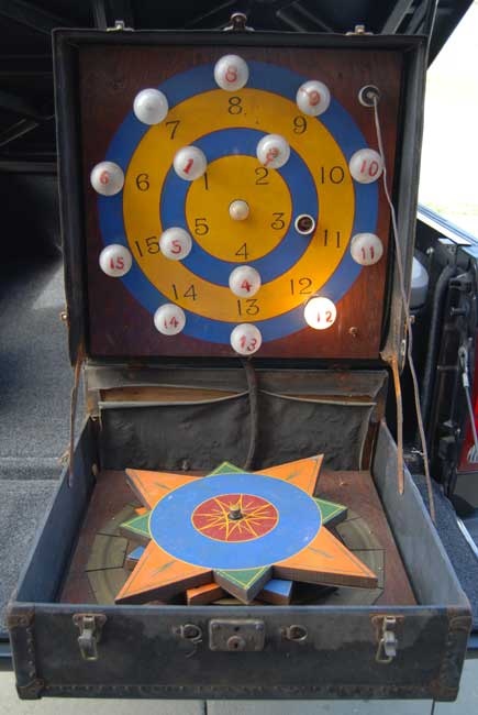 Carnival Briefcase Light-Up Raffle Game