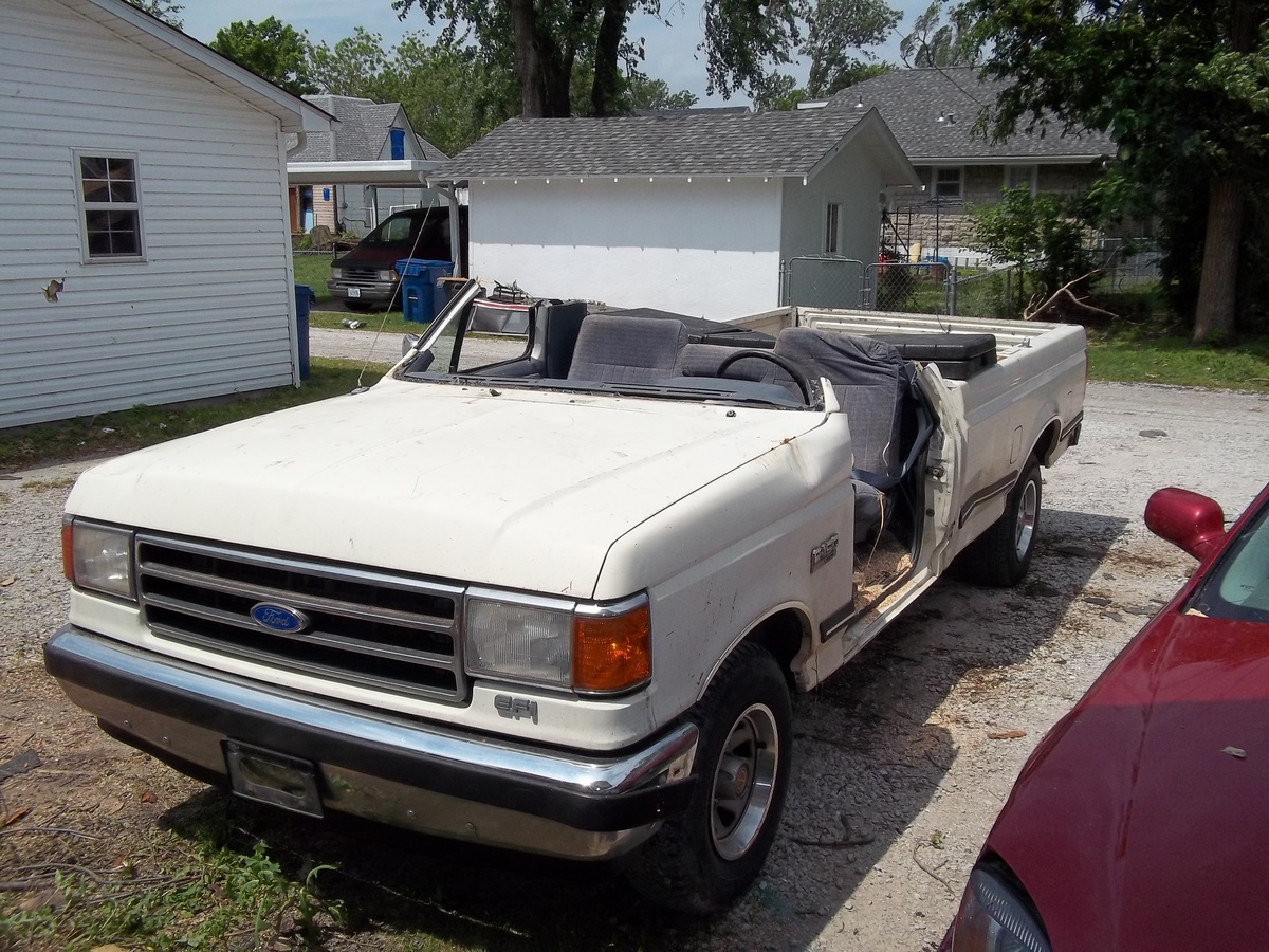 CUSTOM FORD CONVERTIBLE - Classic Cars