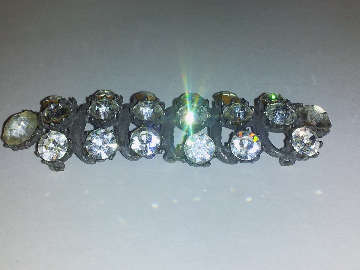 Unknown Metal Bar with large sparkly crystal stones and eyelets